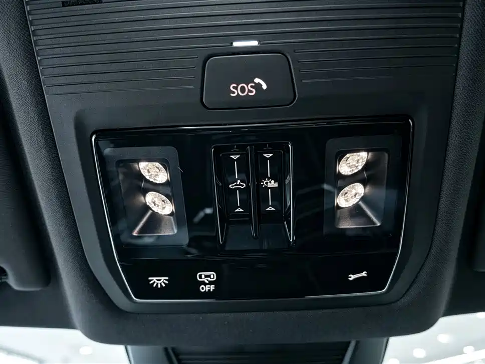 Volkswagen Tiguan L — миниатюра 18