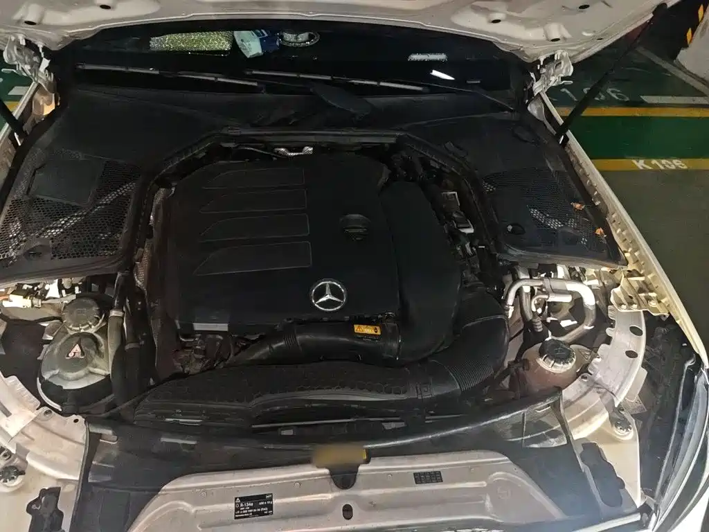 Mercedes-Benz C-Class — миниатюра 11
