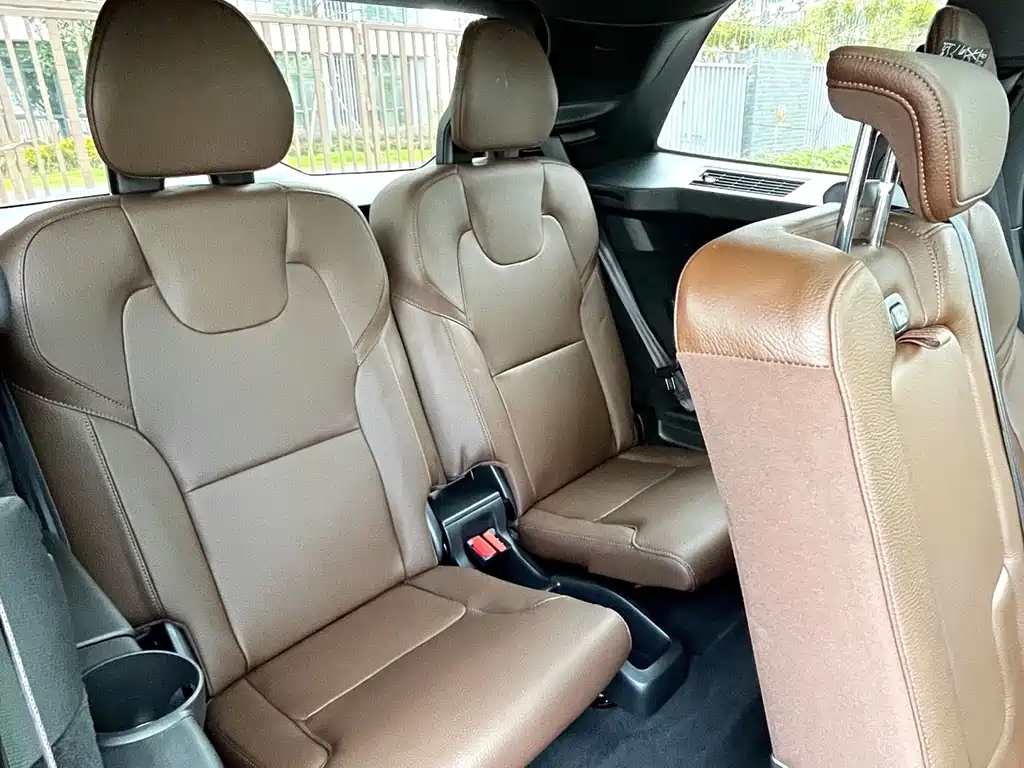 Volvo XC90 — миниатюра 8