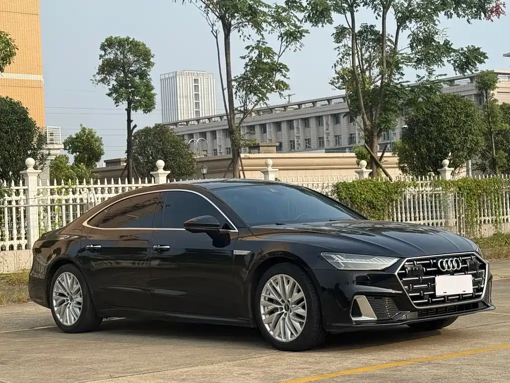 Audi A7L — миниатюра 3