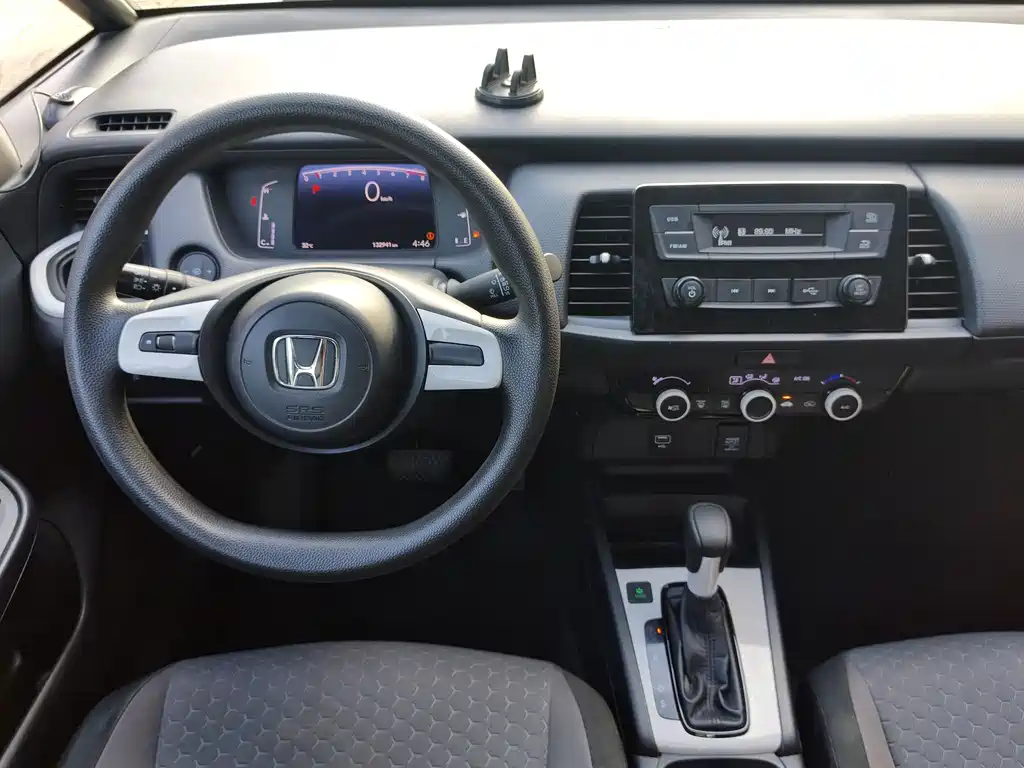 Honda Fit — миниатюра 14