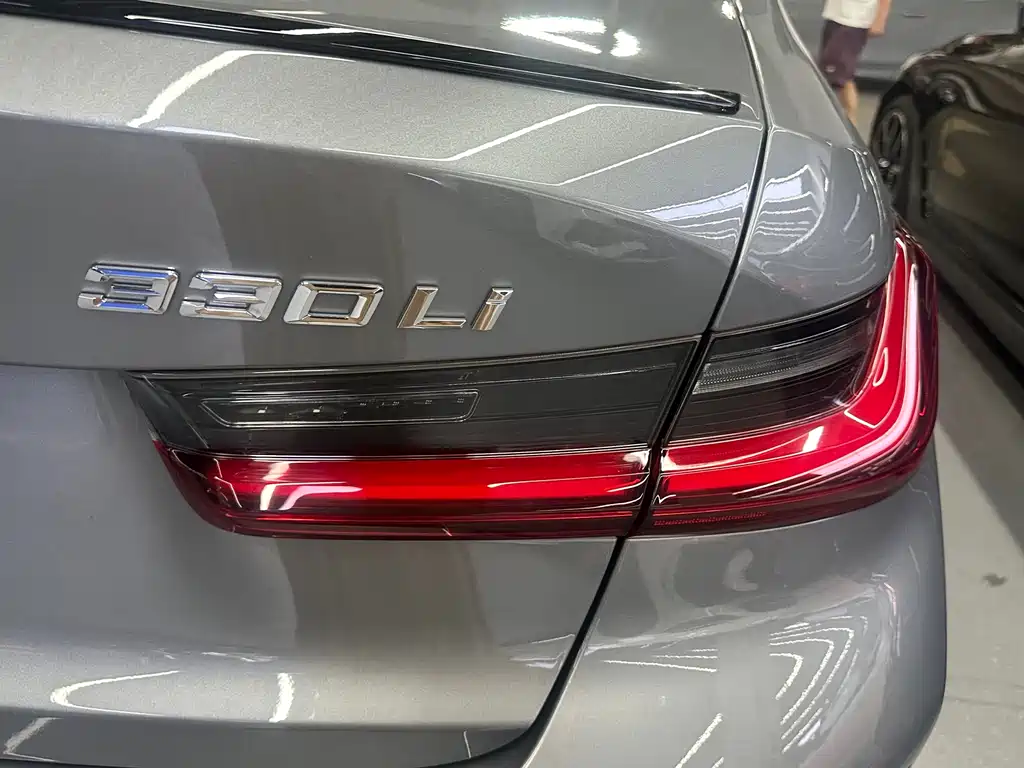 BMW 3 Series — миниатюра 14