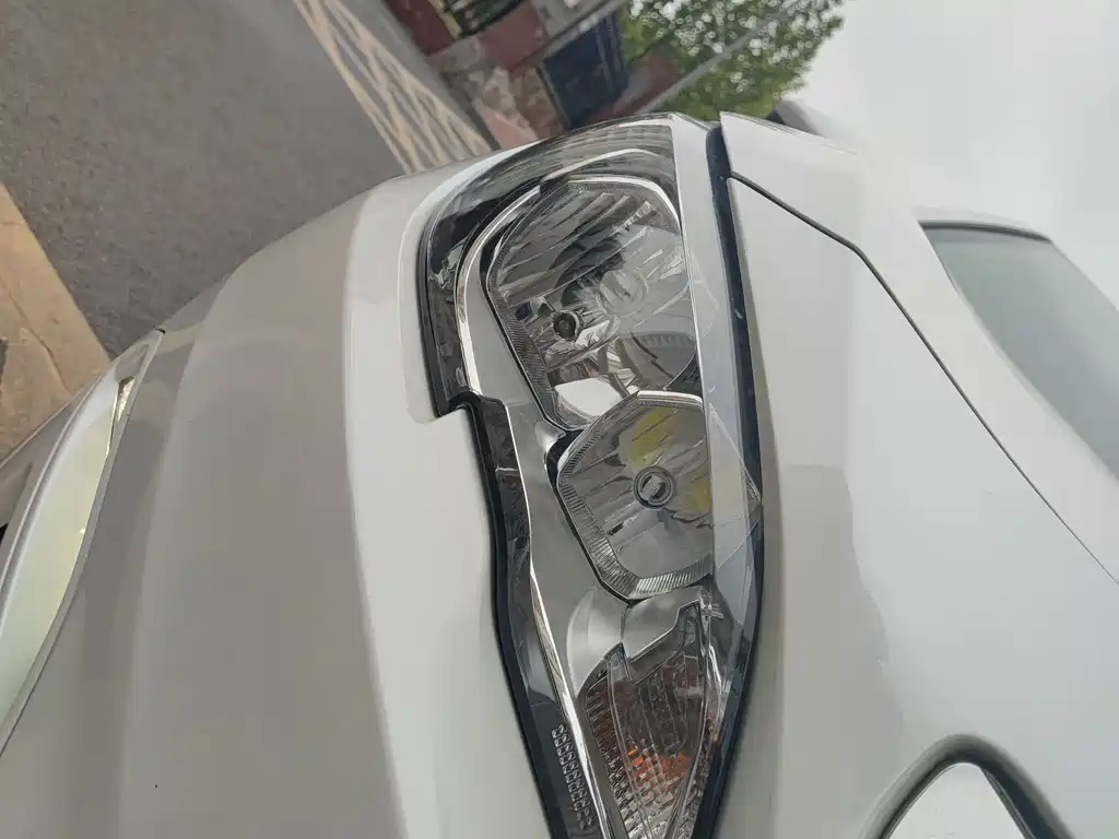 Peugeot 408 1.8L Manual Leading Edition, фото 14