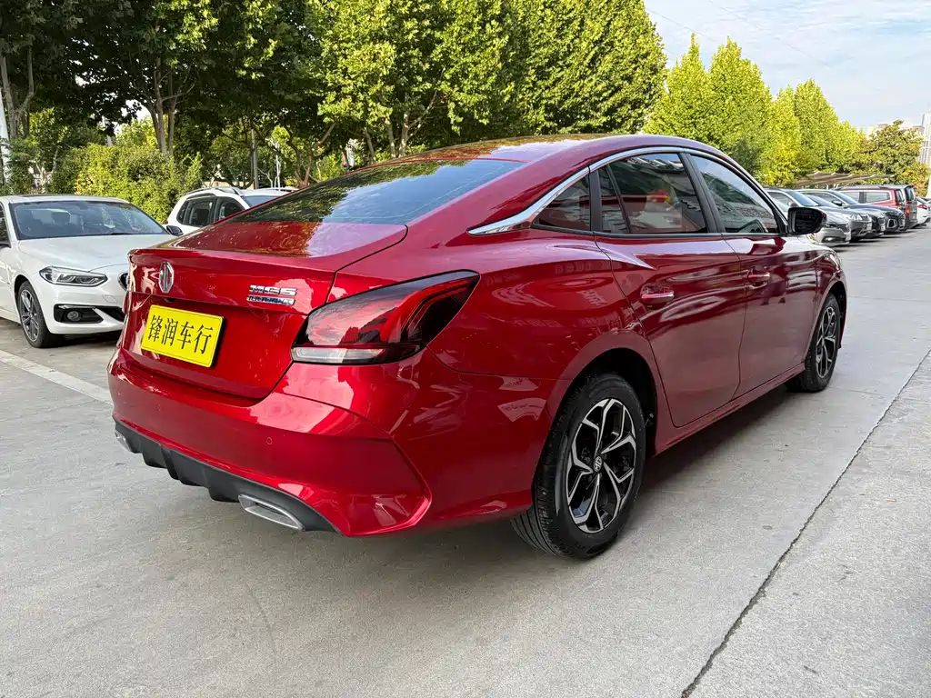 MG MG5 — миниатюра 4