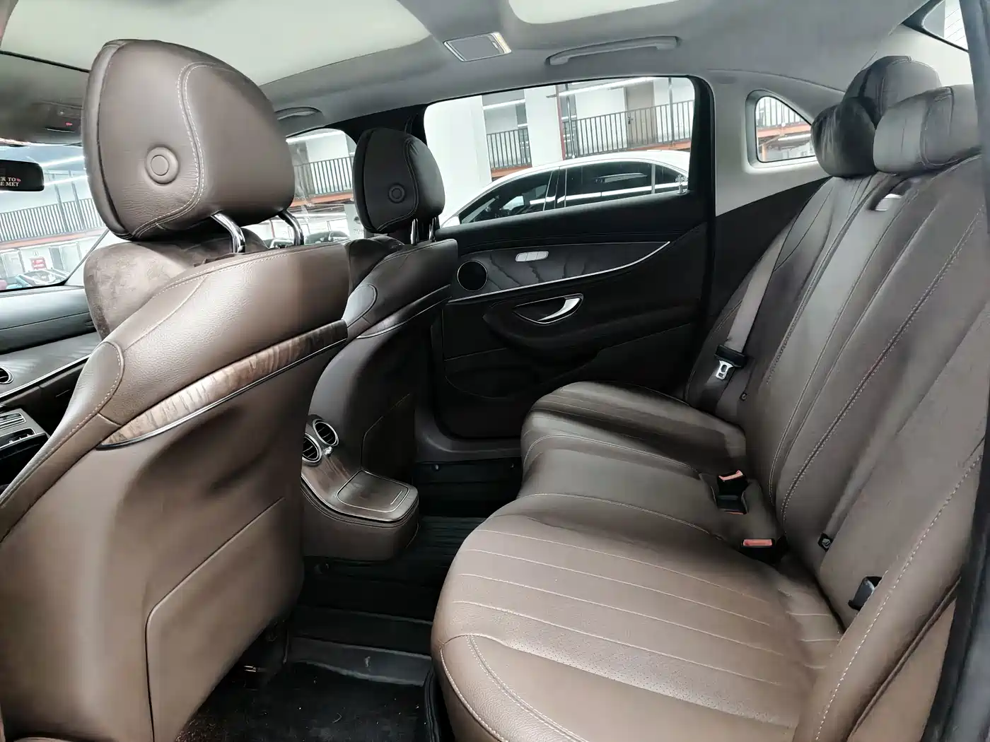 Mercedes-Benz E-Class 2023 Черный из Китая