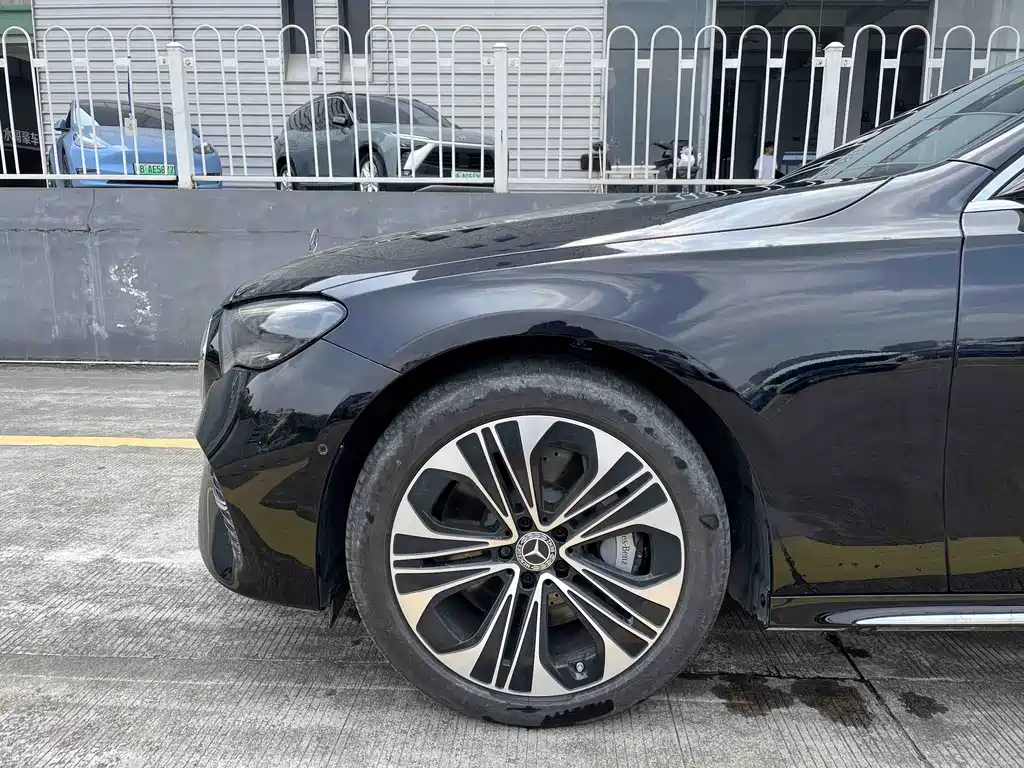 Mercedes-Benz E-Class E 2024 E 350 e L