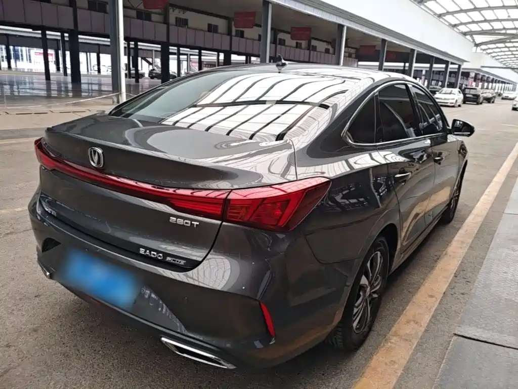 Changan Eado — миниатюра 7