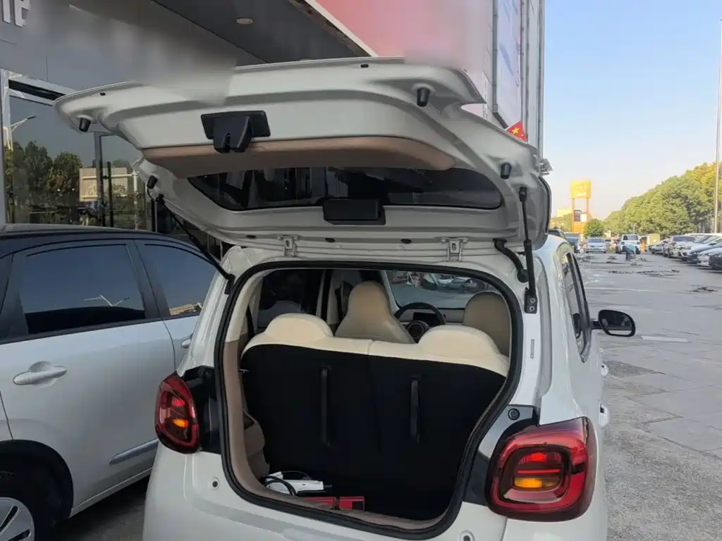 Wuling MINIEV — миниатюра 19