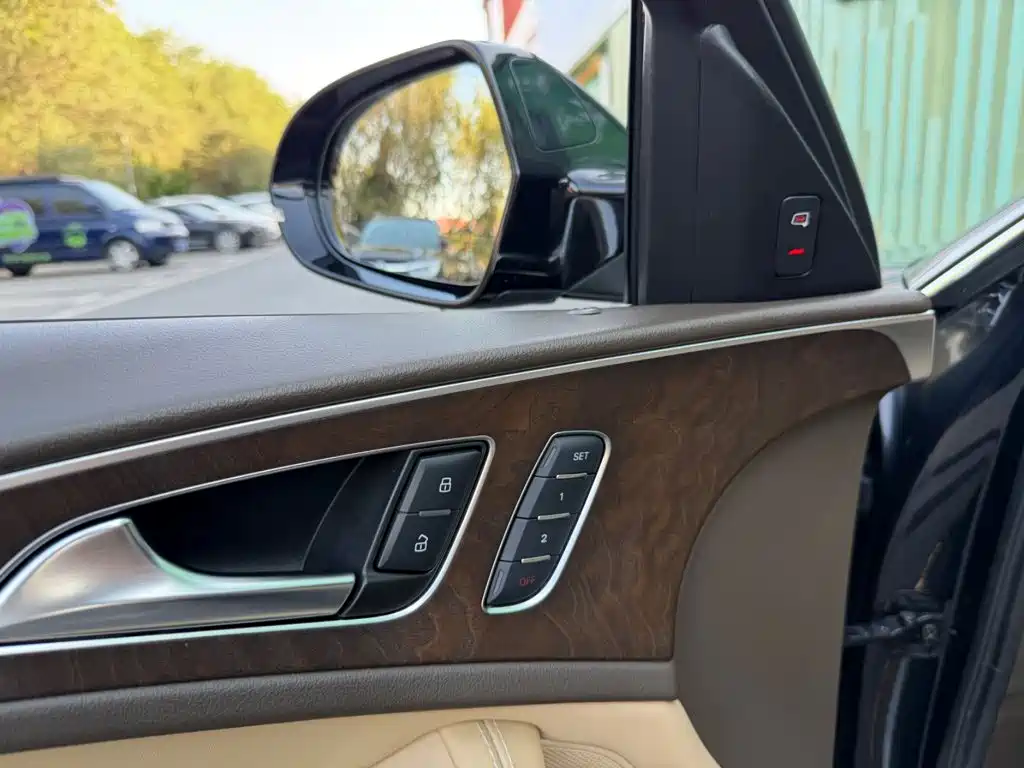 Audi A6L — миниатюра 10