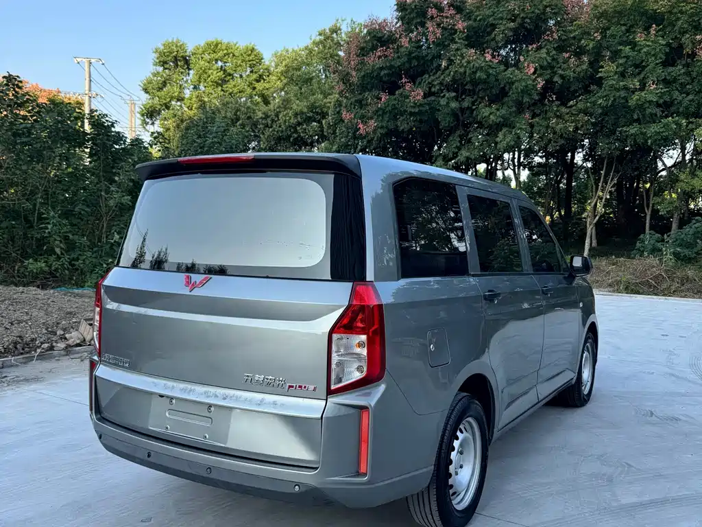 Wuling Hongguang PLUS — миниатюра 4