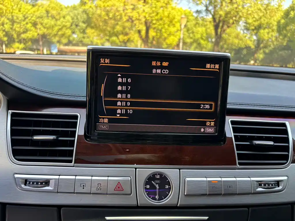 Audi A8 — миниатюра 14