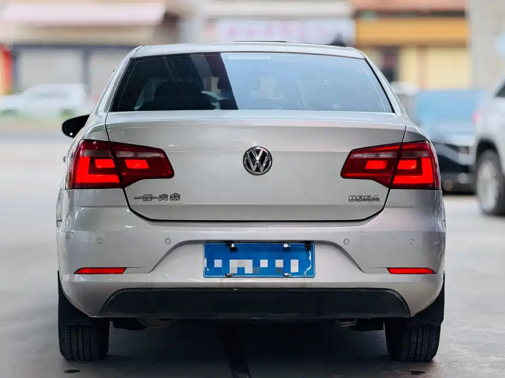 Volkswagen Bora — миниатюра 7