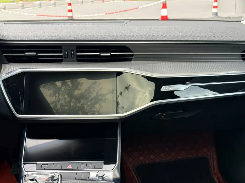 Audi A6L — миниатюра 16