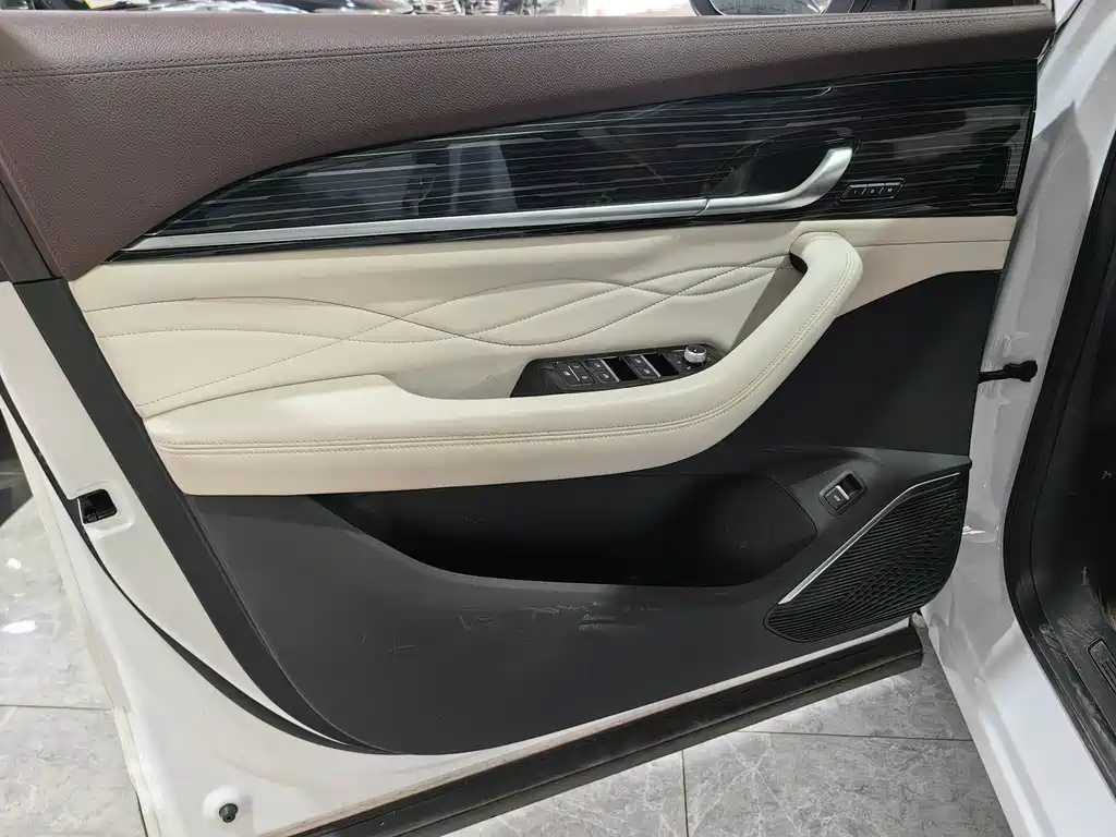 GEELY AUTOMOBILE XINGYUE L