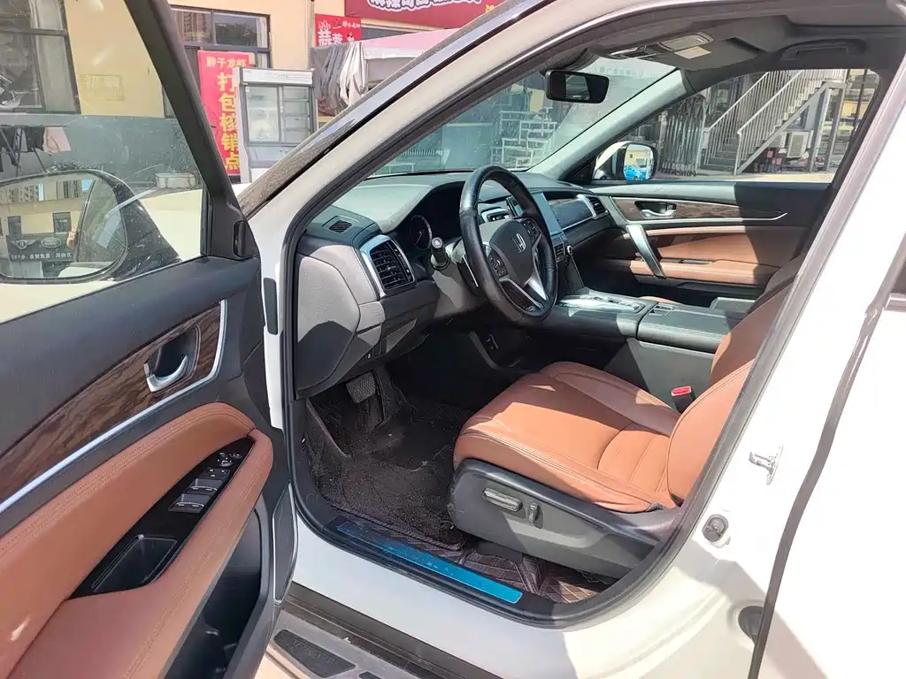 Honda UR-V — миниатюра 6
