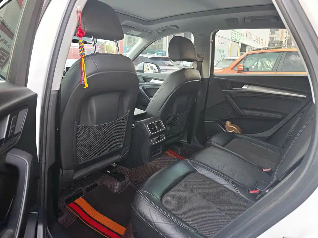 Audi Q5L — миниатюра 3