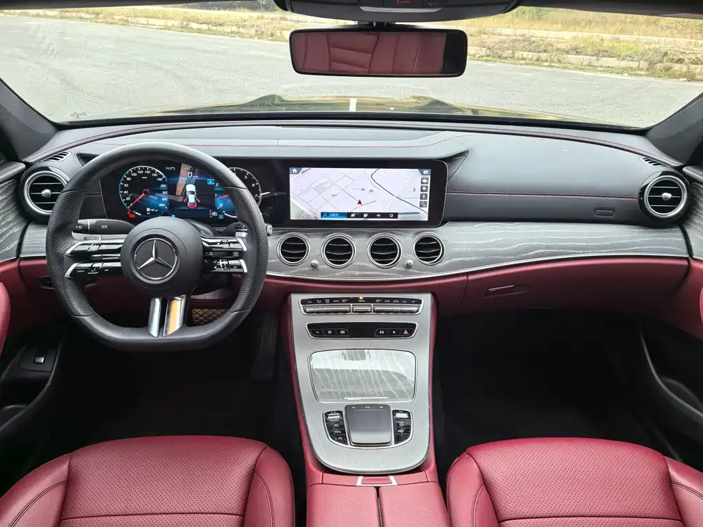 MERCEDES-BENZ E CLASS