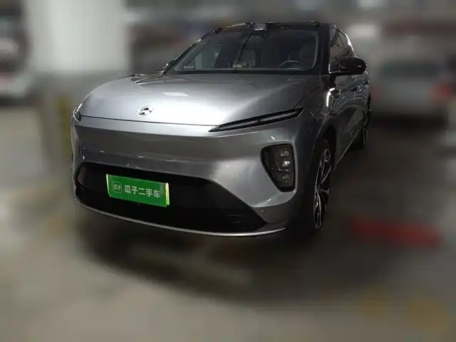 2024 Nio ES8