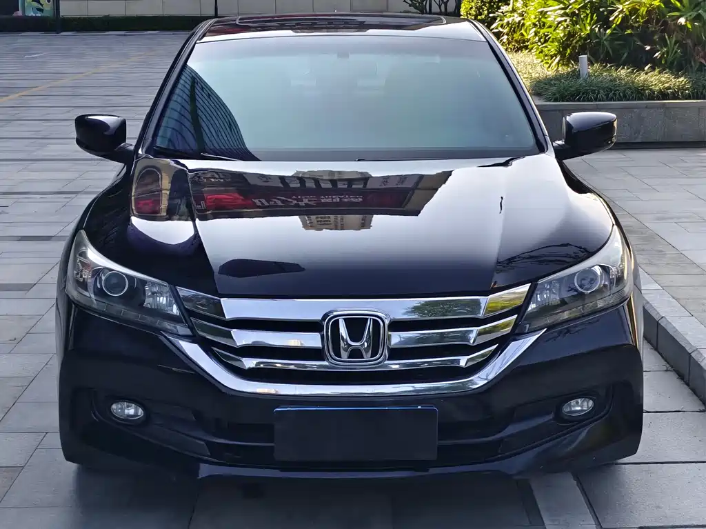 Honda Accord — миниатюра 2