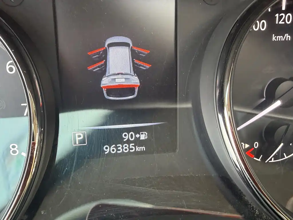 Nissan X-Trail — миниатюра 6