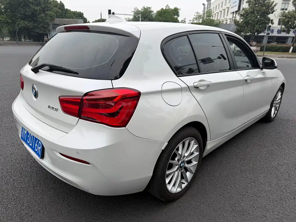 BMW 1 Series 1 2016 120i Lead
