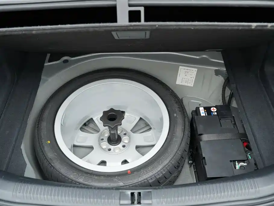 Audi A6L — миниатюра 39