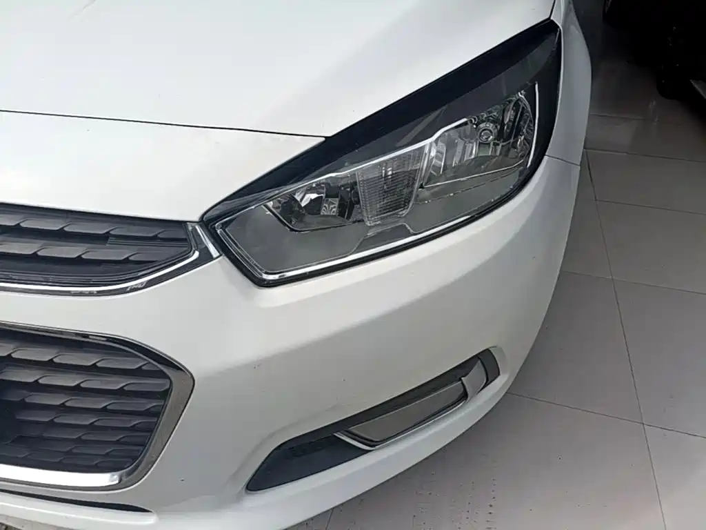 Chevrolet Cruze — миниатюра 24