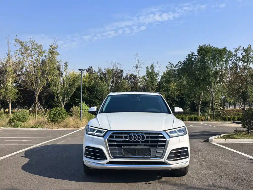 Audi Q5L — миниатюра 2