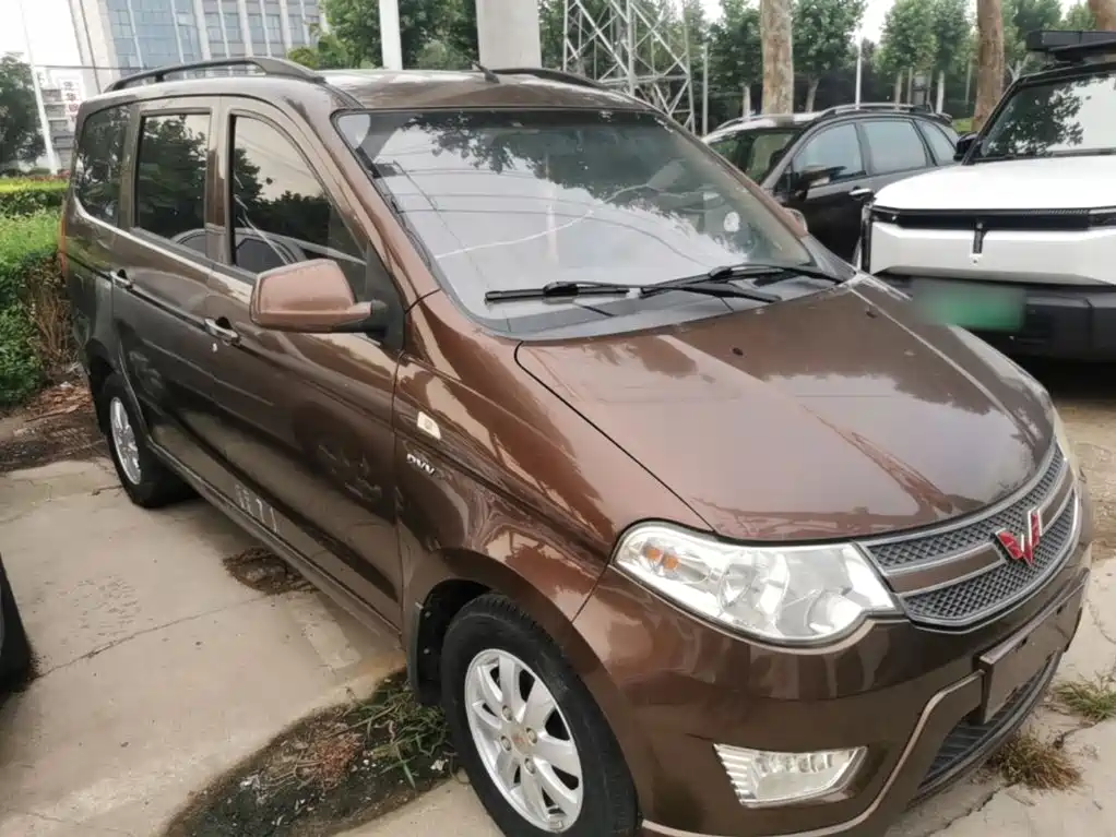 Wuling Hongguang — миниатюра 4