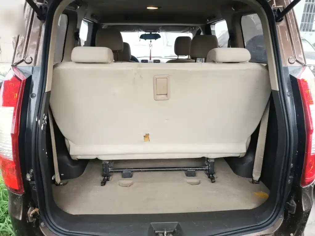 Wuling Hongguang — миниатюра 19