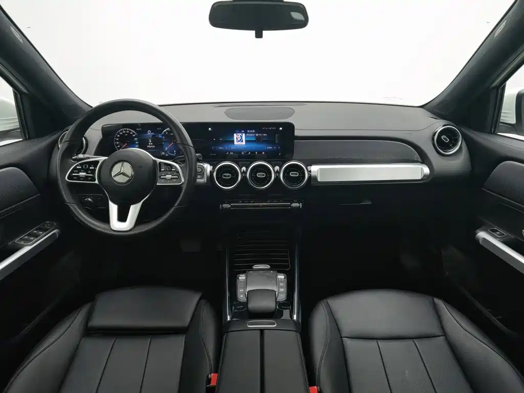 Mercedes-Benz GLB — миниатюра 5