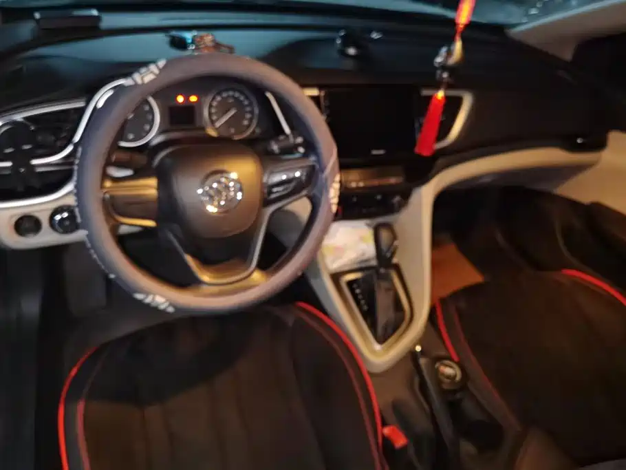 Buick Excelle — миниатюра 12