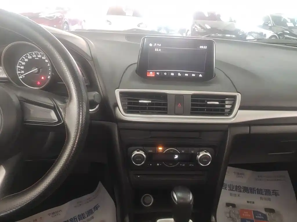 Mazda 3 Axela — миниатюра 13