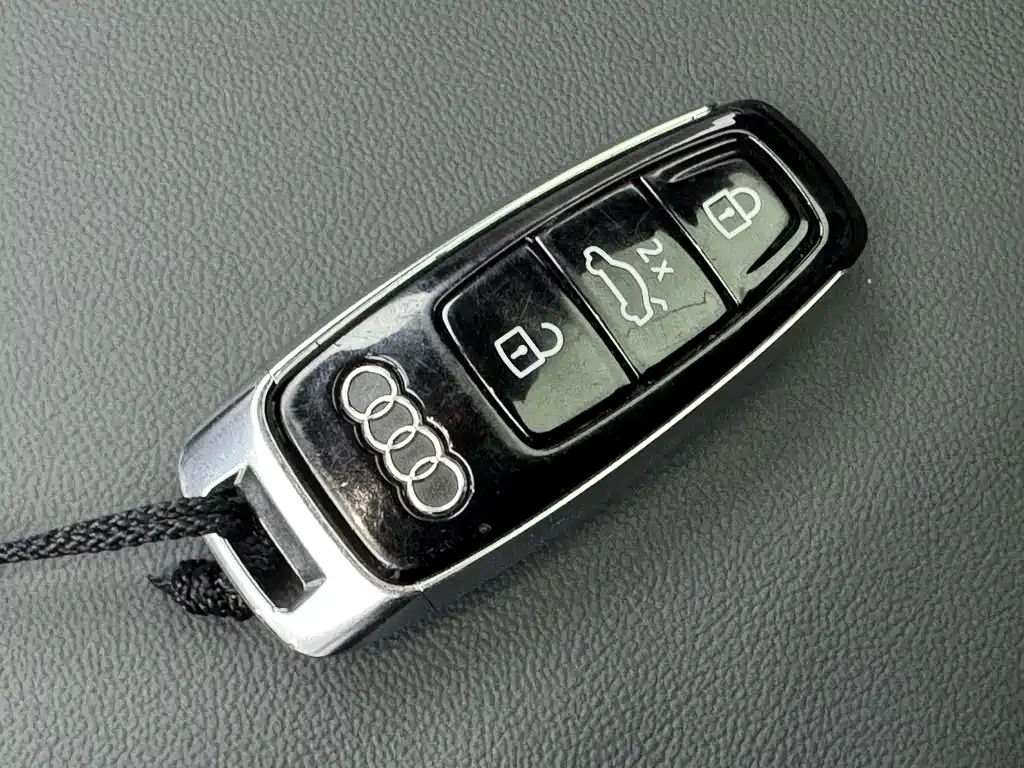 Audi A6L — миниатюра 16