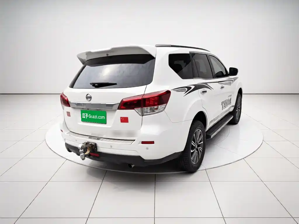 Nissan Terra — миниатюра 4