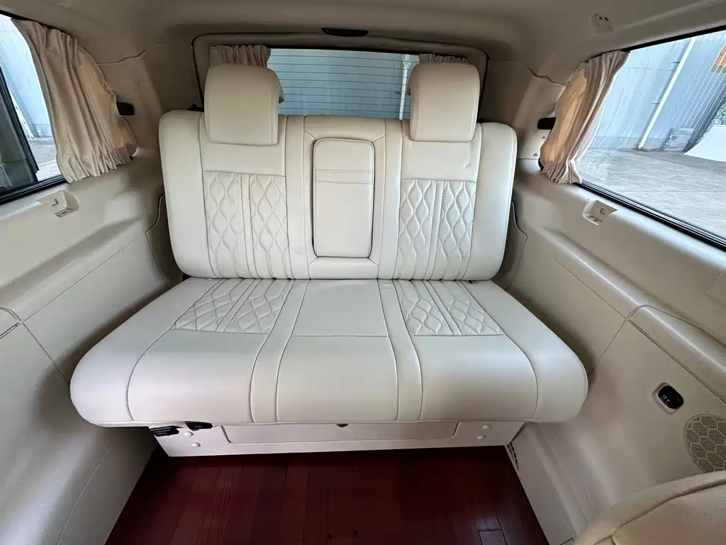 Mercedes-Benz Vito — миниатюра 9