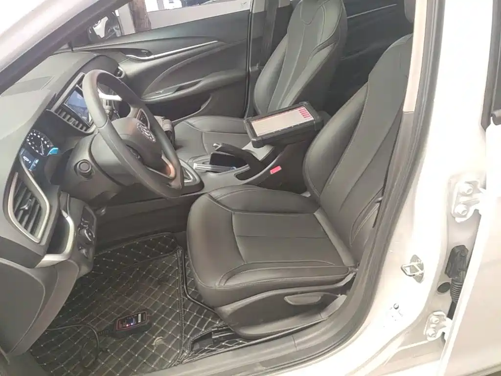 Buick Excelle — миниатюра 15