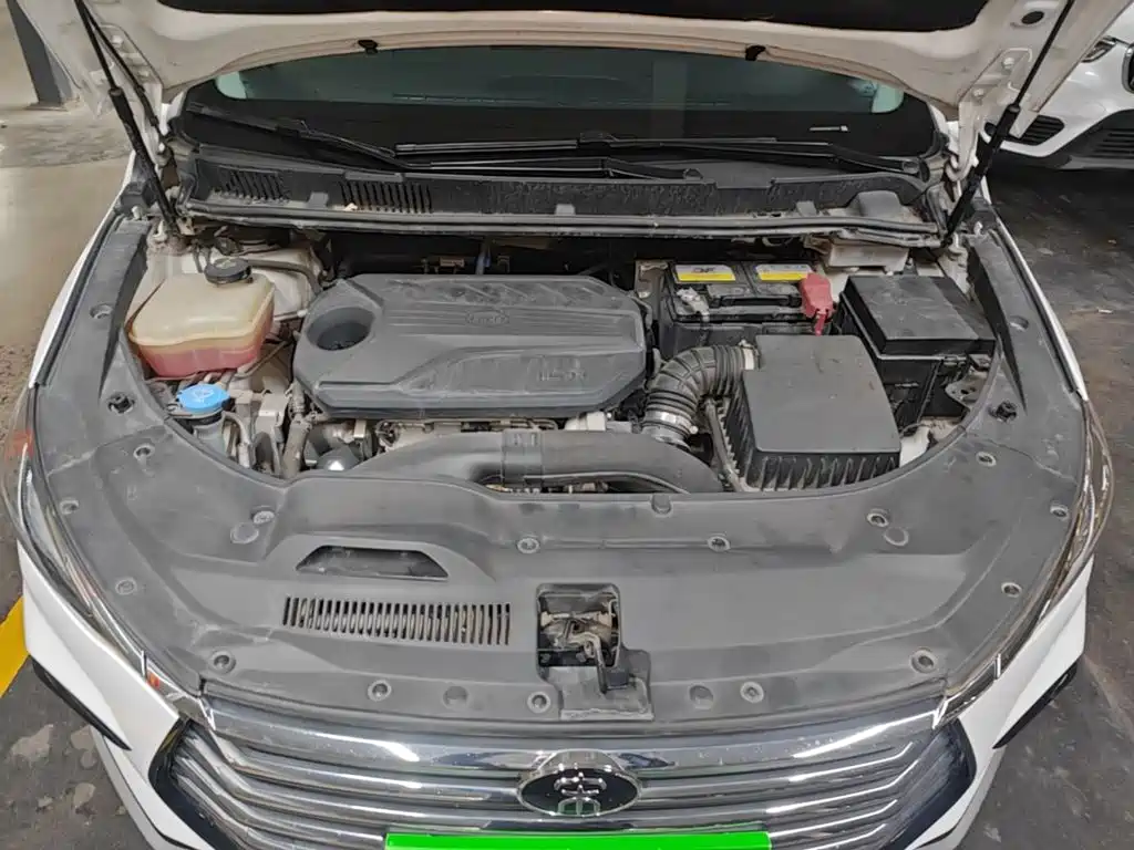 BYD MAX — миниатюра 20