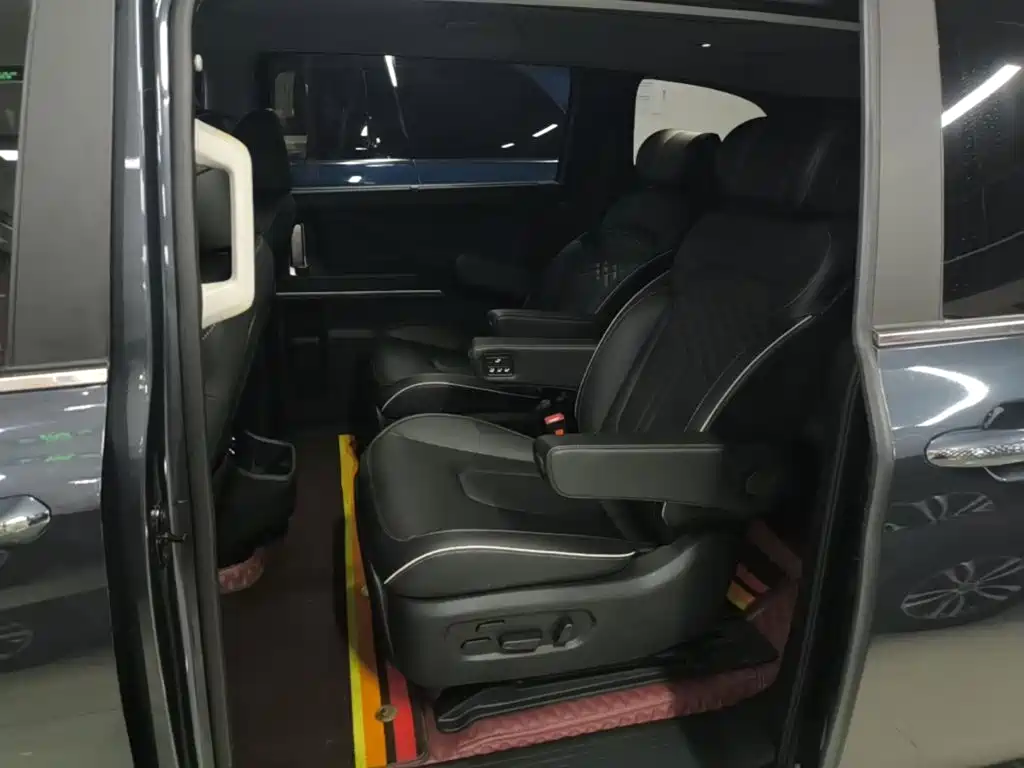 Hyundai Custo — миниатюра 17