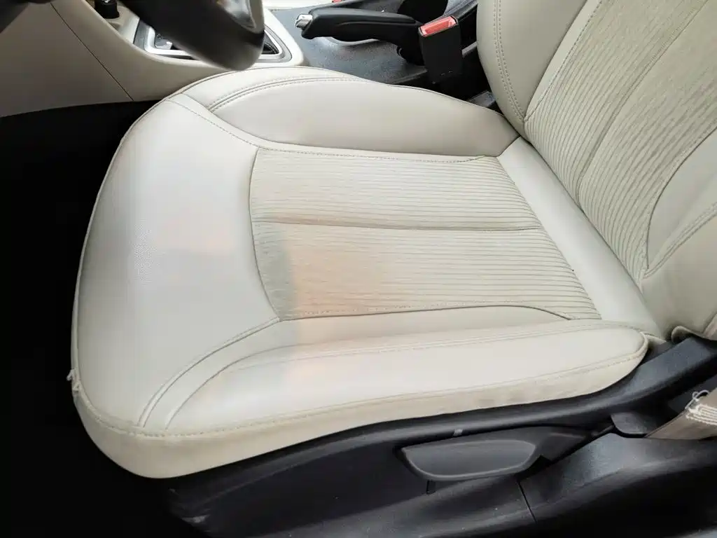 Buick Excelle — миниатюра 20