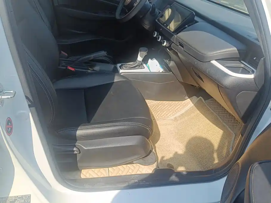 Honda Fit — миниатюра 7
