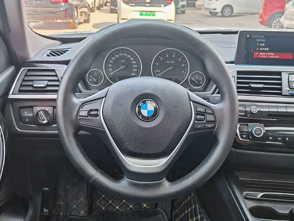 BMW 3 Series — миниатюра 21