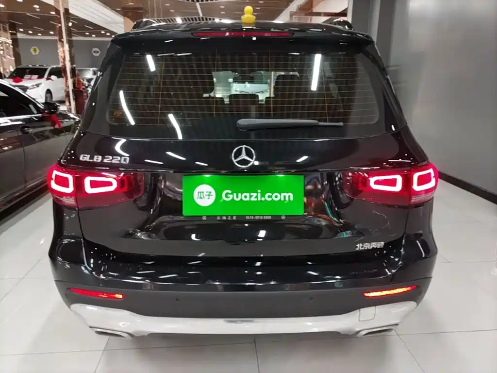 Mercedes-Benz GLB — миниатюра 6
