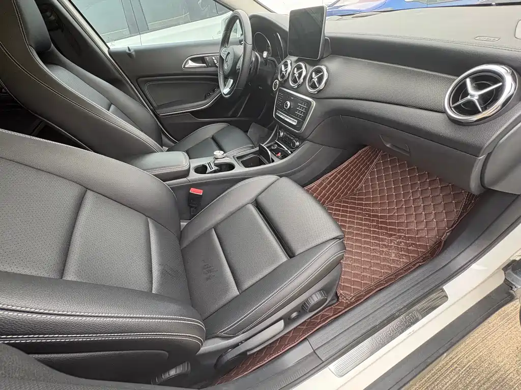 Mercedes-Benz GLA — миниатюра 9