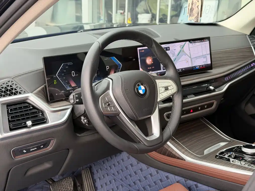 BMW X7 — миниатюра 6