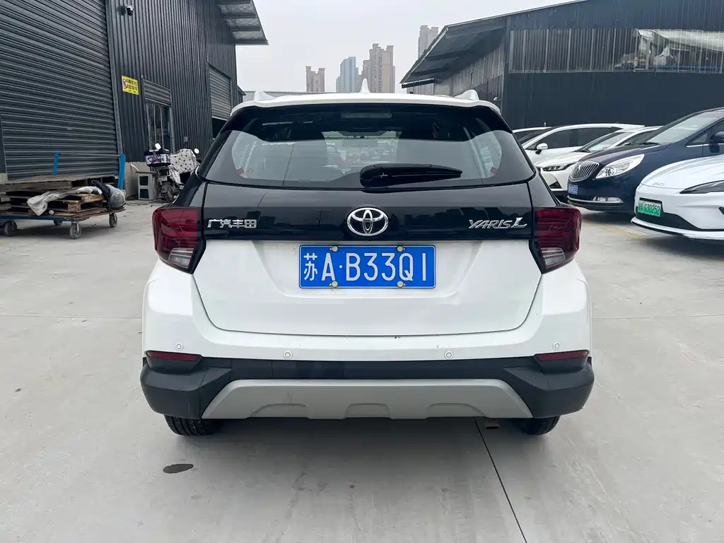 TOYOTA YARIS L ZHIXUAN