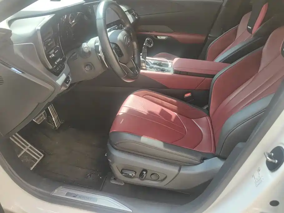 Lexus RX — миниатюра 9