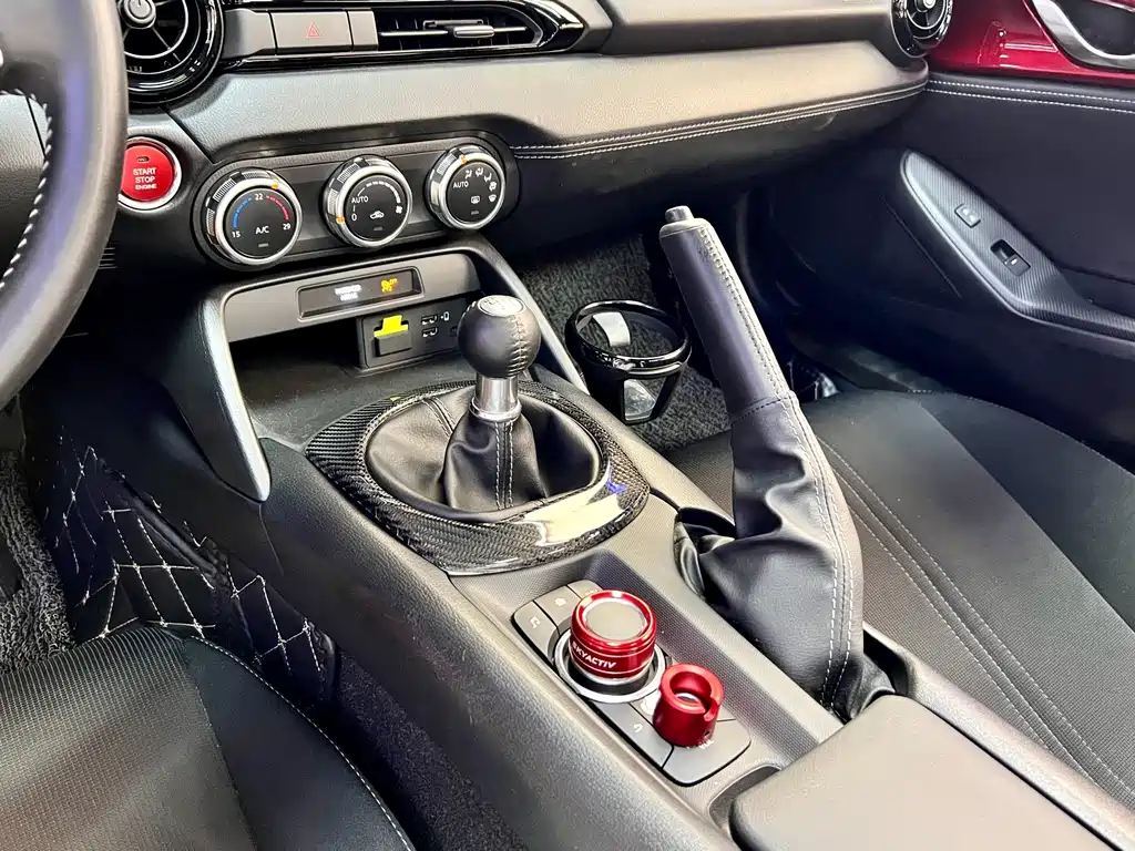 Mazda MX-5 — миниатюра 11