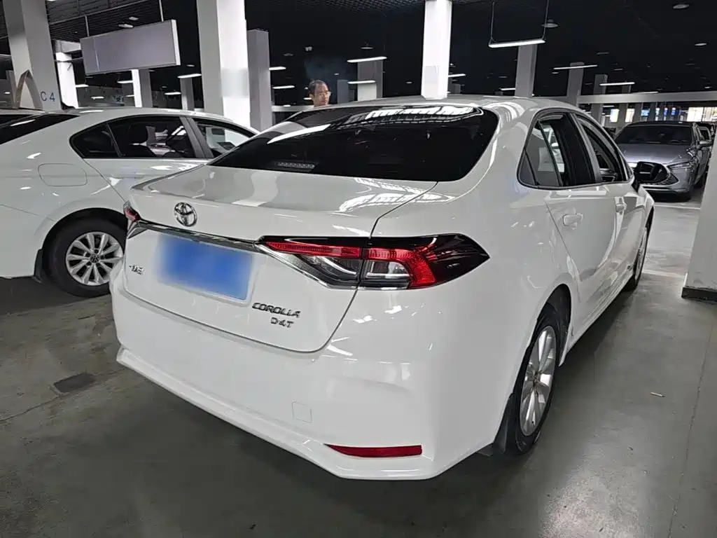 Toyota Corolla — миниатюра 7