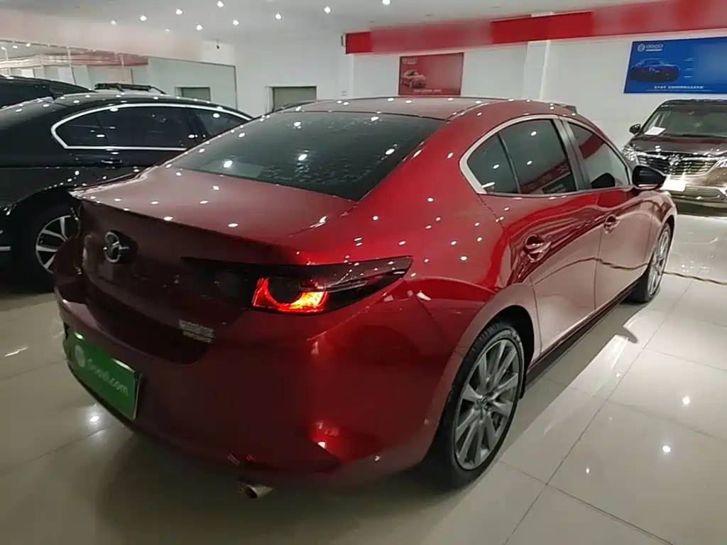 Mazda 3 Axela — миниатюра 7